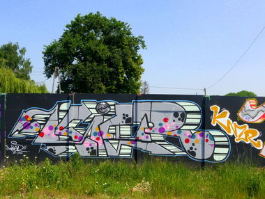 Graffiti Wall in Poland - Photo by kier (2015)