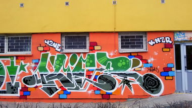 Graffiti Wall - Photo by kier (2015)