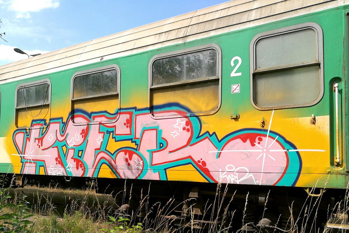 Graffiti Bombing - Photo by kier (2016)