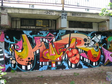 Graffiti Wall - Photo by kier (2015)