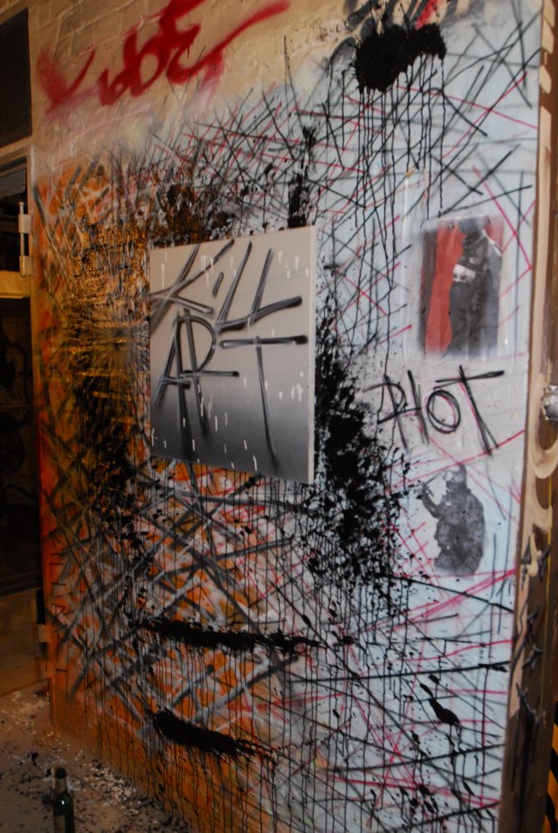 Graffiti Artwork - Photo by killart