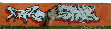 Graffiti Wall - Photo by kilogold - kilo, gold