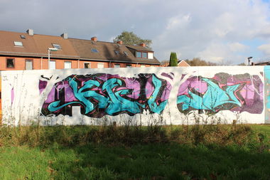 Graffiti Wall - Photo by kilogold