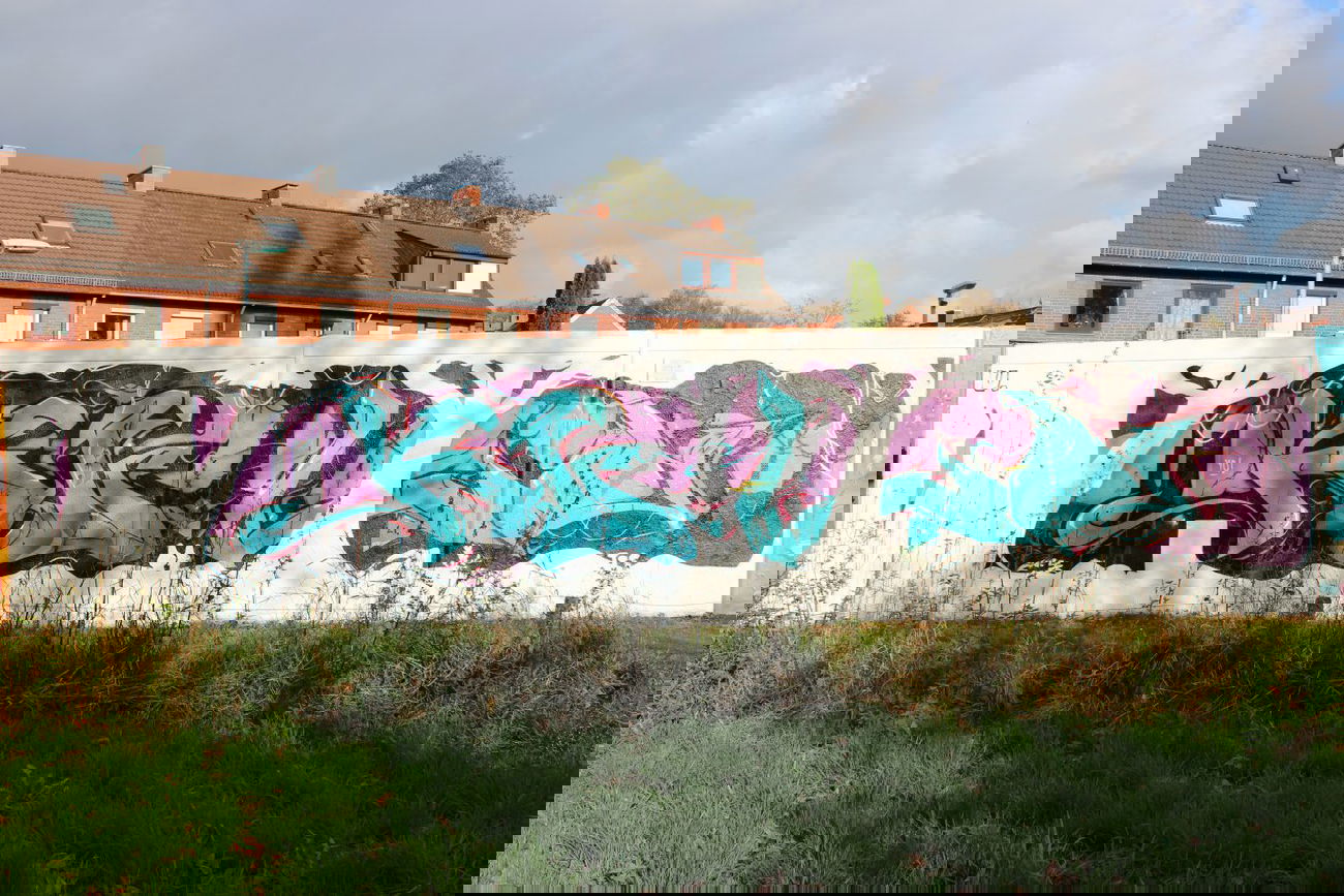 Graffiti Wall - Photo by kilogold