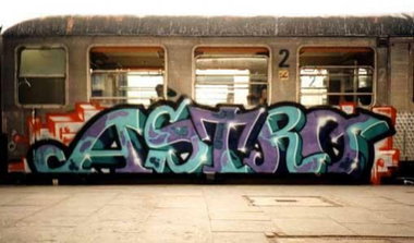Graffiti Train - Photo by king - astro