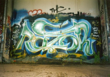 Graffiti Wall - Photo by king - razor