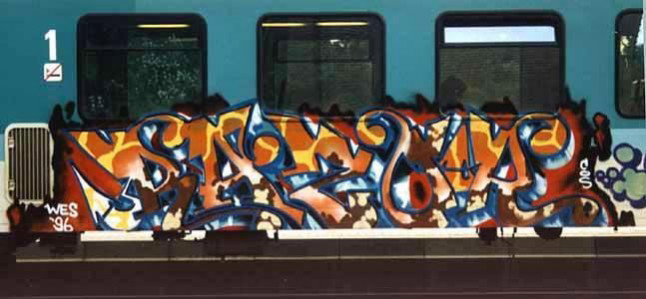 Graffiti Train - Photo by king - razor