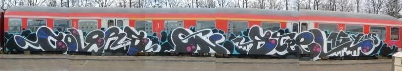 Graffiti Train - Photo by king - cos