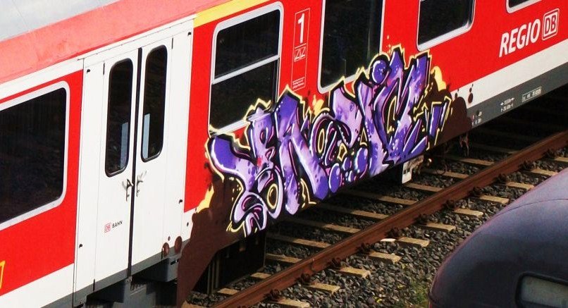 Graffiti Train in Kiel - Photo by king - yazem, qvd