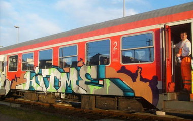 Graffiti Train - Photo by king - hitme