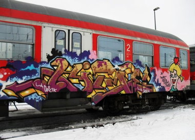Graffiti Train - Photo by king - hitme