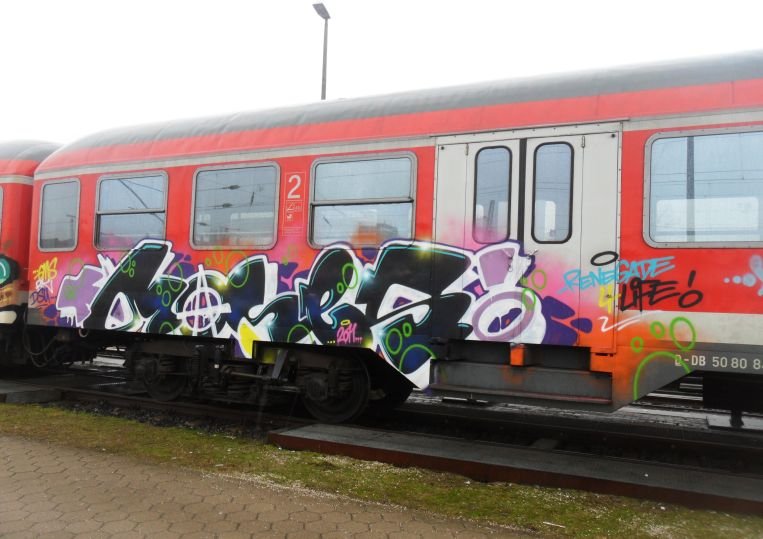 Graffiti Train - Photo by king - moses