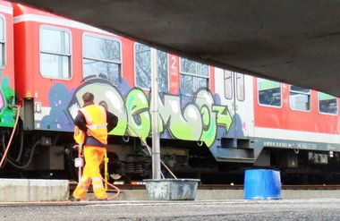 Graffiti Train in Kiel - Photo by king - demo