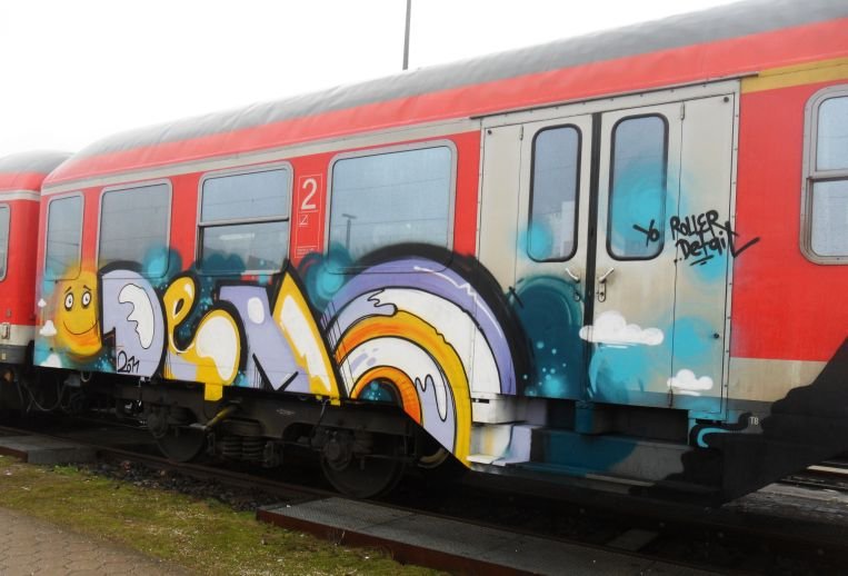 Graffiti Train in Kiel - Photo by king - demo