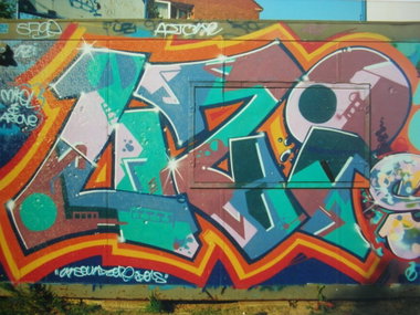 Graffiti Wall - Photo by king - uzi