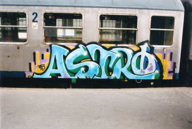 Graffiti Train - Photo by king - astro