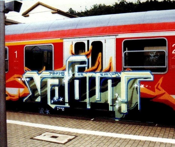 Graffiti Train - Photo by king - anger