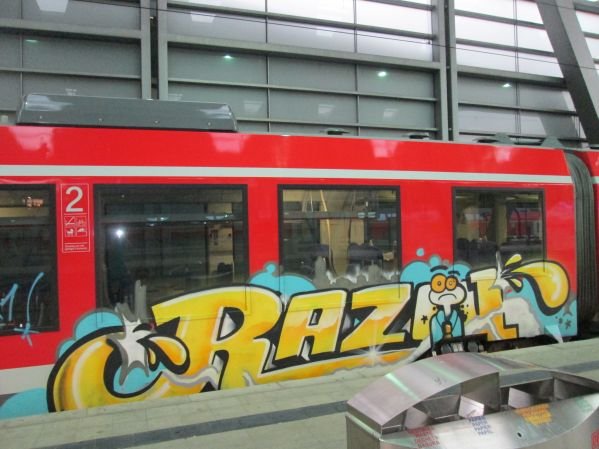 Graffiti Train in Kiel - Photo by king - razor