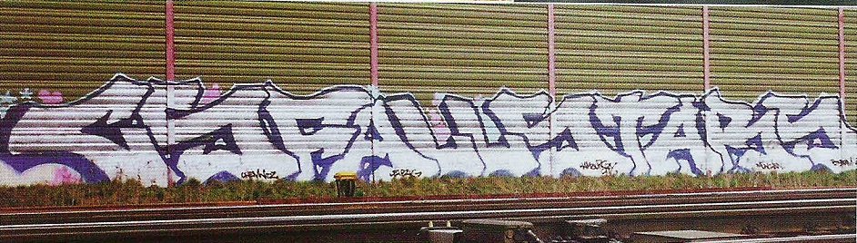 Graffiti Bombing in Hamburg - Photo by king - csf (2000)