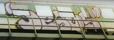 Graffiti Train in Hamburg - Photo by king - jesus (2000)