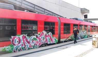 Graffiti Train in Kiel - Photo by king - yazem