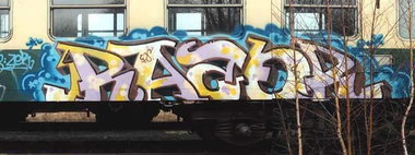Graffiti Train - Photo by king - razor