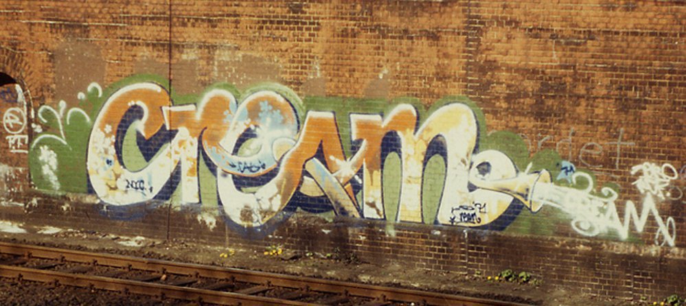 Graffiti Wall in Hamburg - Photo by king - cream (1986)