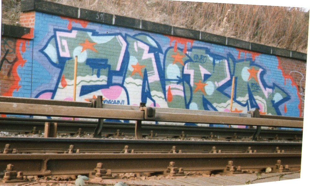 Graffiti Wall - Photo by king - enro