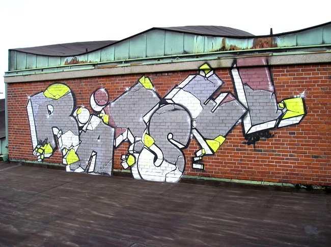 Graffiti Bombing in Hamburg - Photo by king - rätsel