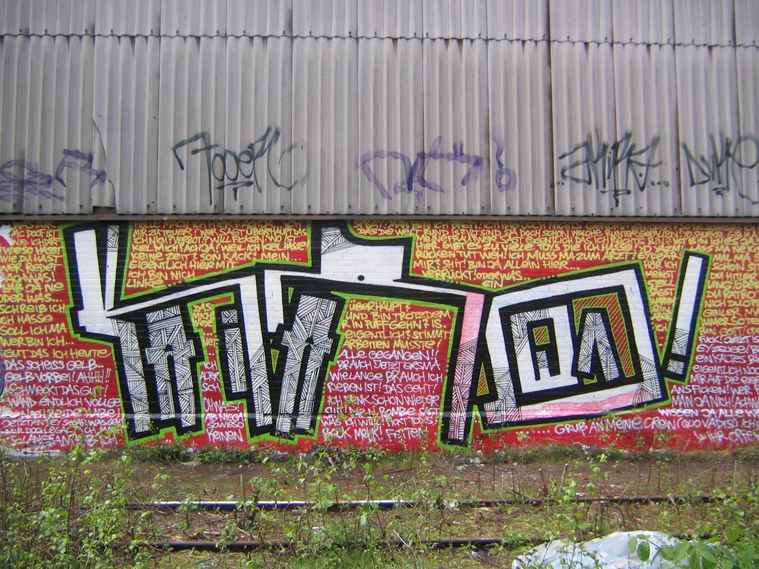 Graffiti Wall - Photo by king - akira