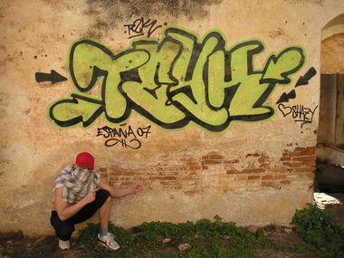 Graffiti Wall - Photo by king - teyk, r2k