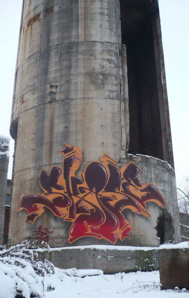 Graffiti Wall - Photo by king - skase