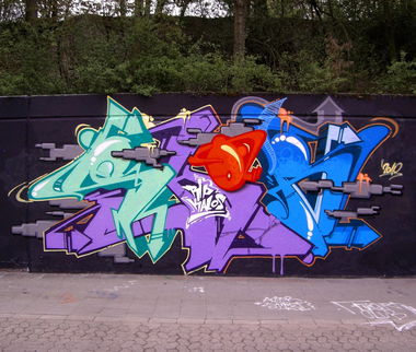 Graffiti Wall - Photo by king - shor