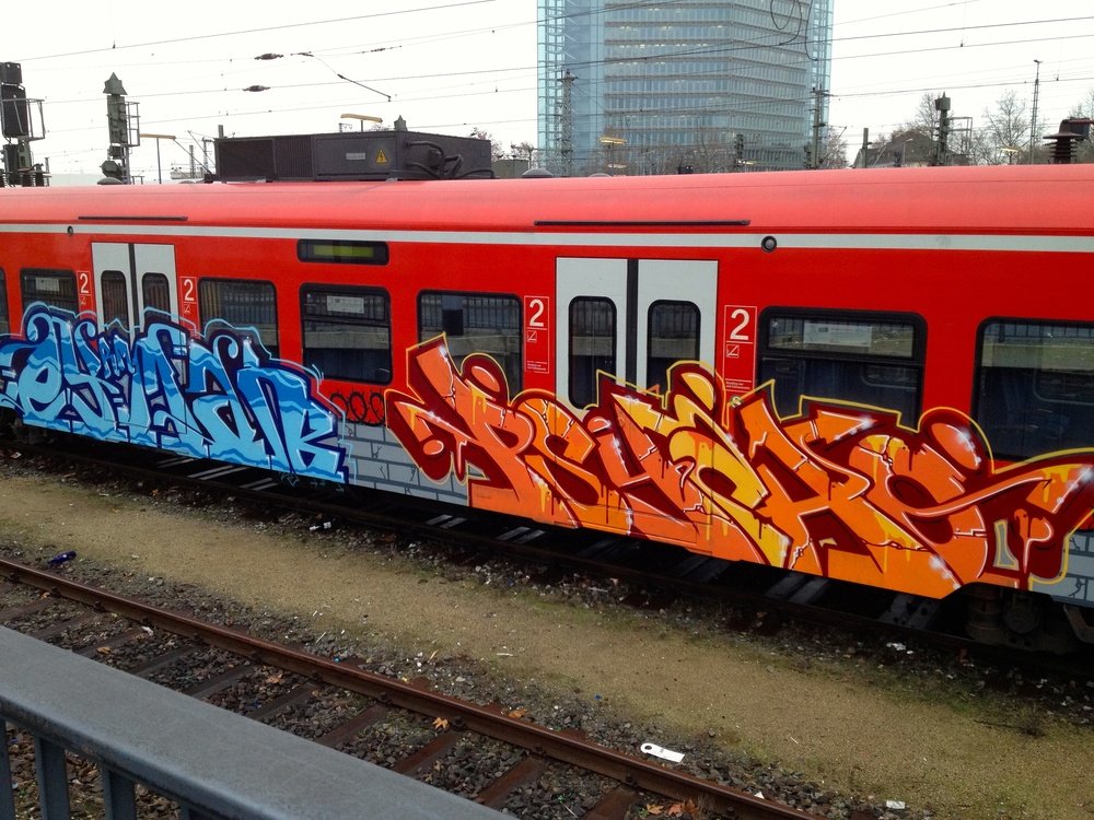 Graffiti Train - Photo by king - eyman, psycho, ey
