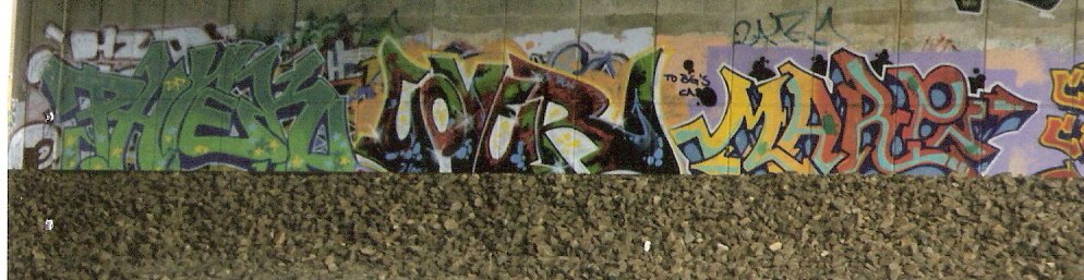 Graffiti Wall - Photo by king - phrek, frek, cover