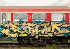 Graffiti Train - Photo by king - round