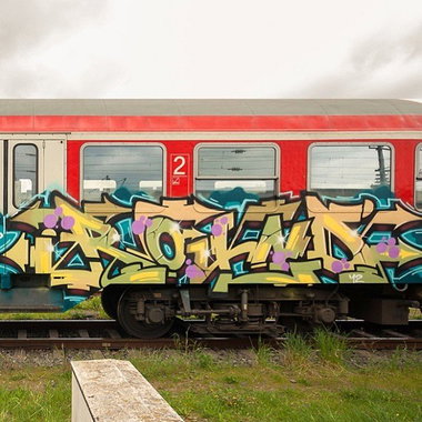 Graffiti Train - Photo by king - round
