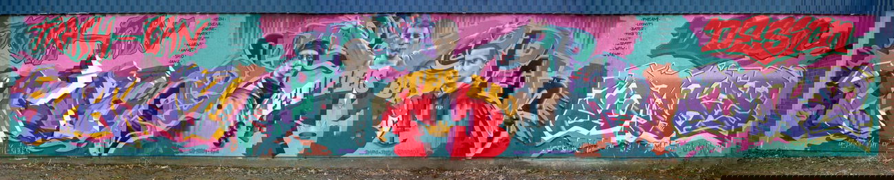 Graffiti Wall - Photo by king - daim, duke, fettes