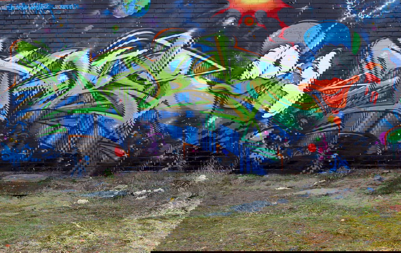 Graffiti Wall - Photo by king - tobe (2011)