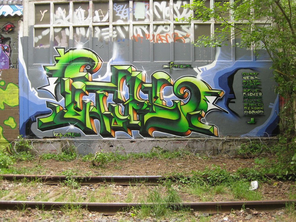 Graffiti Wall - Photo by king - cyter, syter, b2p