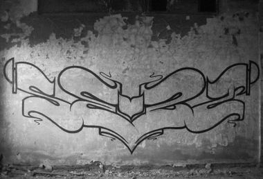 Graffiti Wall - Photo by king - sezi