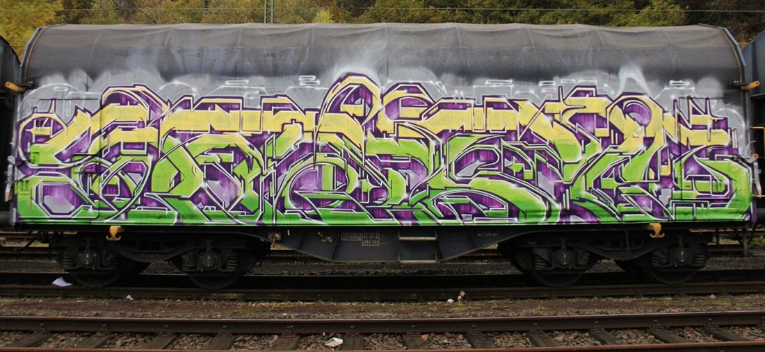 Graffiti Train - Photo by king - stero, 5tero
