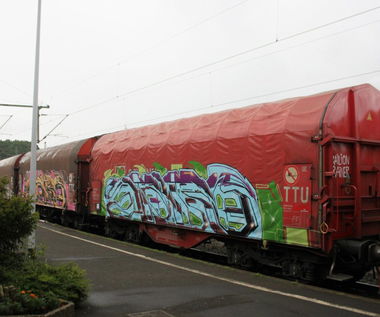 Graffiti Train - Photo by king - stero, 5tero