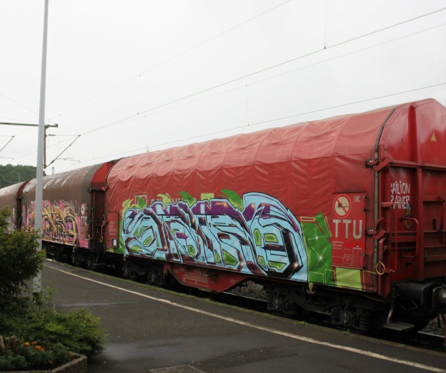 Graffiti Train - Photo by king - stero, 5tero