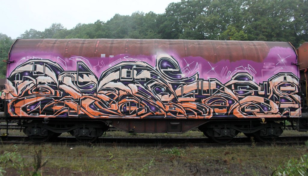 Graffiti Train - Photo by king - stero, 5tero