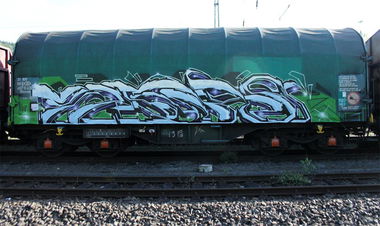 Graffiti Train - Photo by king - stero, 5tero