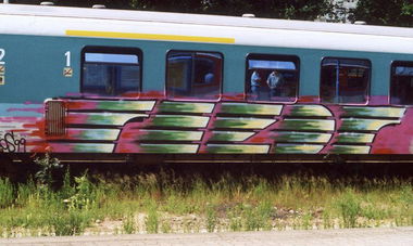 Graffiti Train - Photo by king - razor