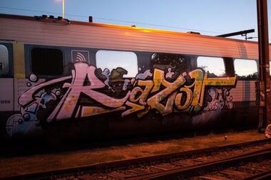 Graffiti Train - Photo by king - razor
