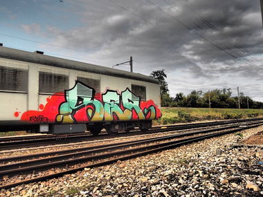 Graffiti Train in Schweiz - Photo by kingkong - ser, sunds