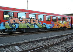 Graffiti Train - Photo by kingkong - ser, slime